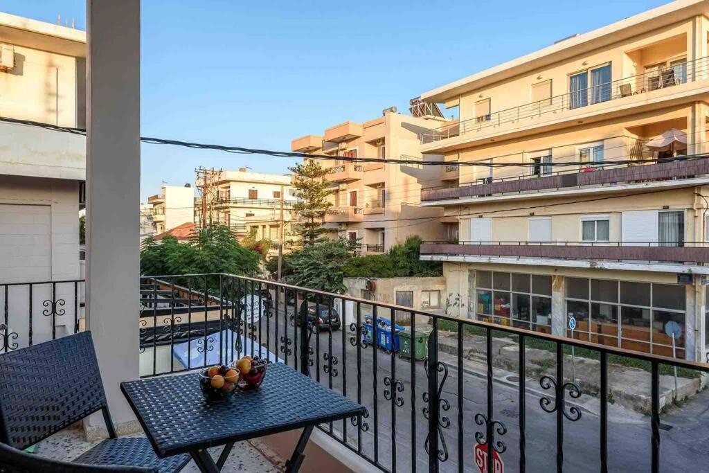Apartamento Emmanuel'S Cozy House La Canea Exterior foto